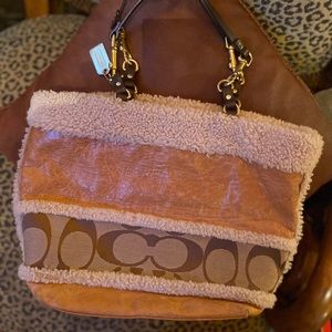 COACH shearling/leather signature logo F06S-10393